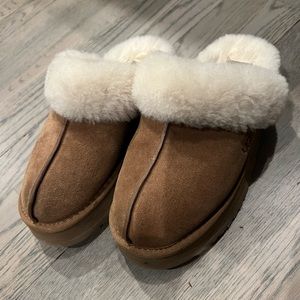 Ugh Disquette Platform slippers